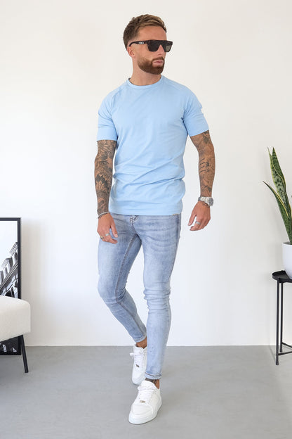 MUSCLE T-SHIRT - LIGHT BLUE