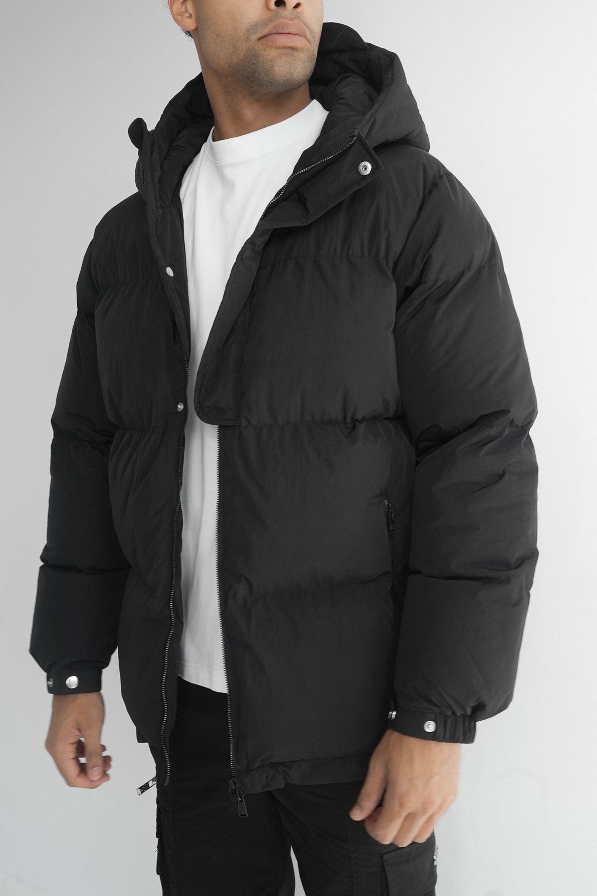 TECHNICAL PUFFER JACKET - BLACK