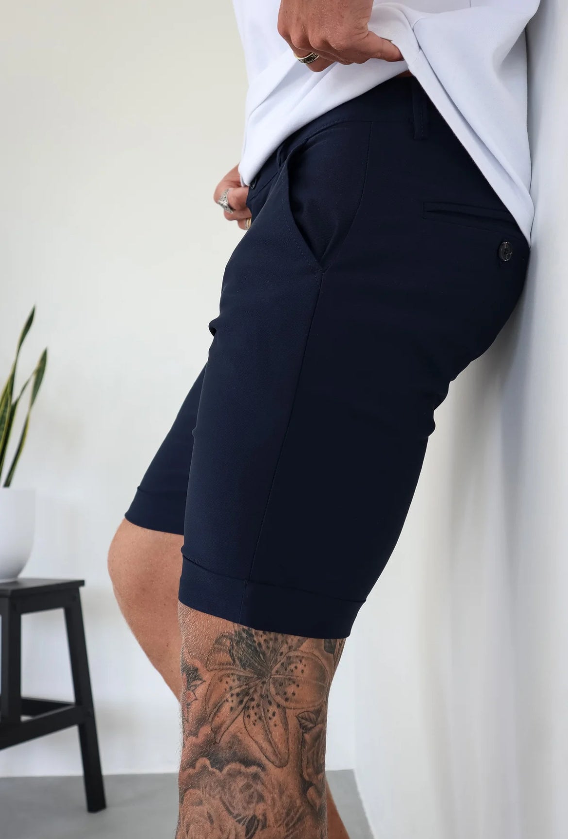 THE AVANI SHORTS - NAVY