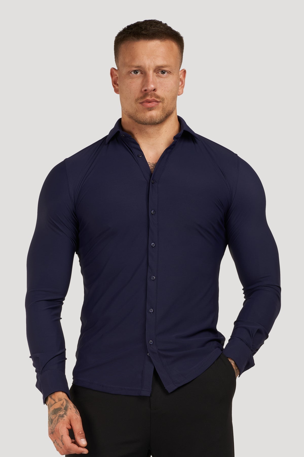 THE ATHLETIC STRETCH SHIRT - NAVY